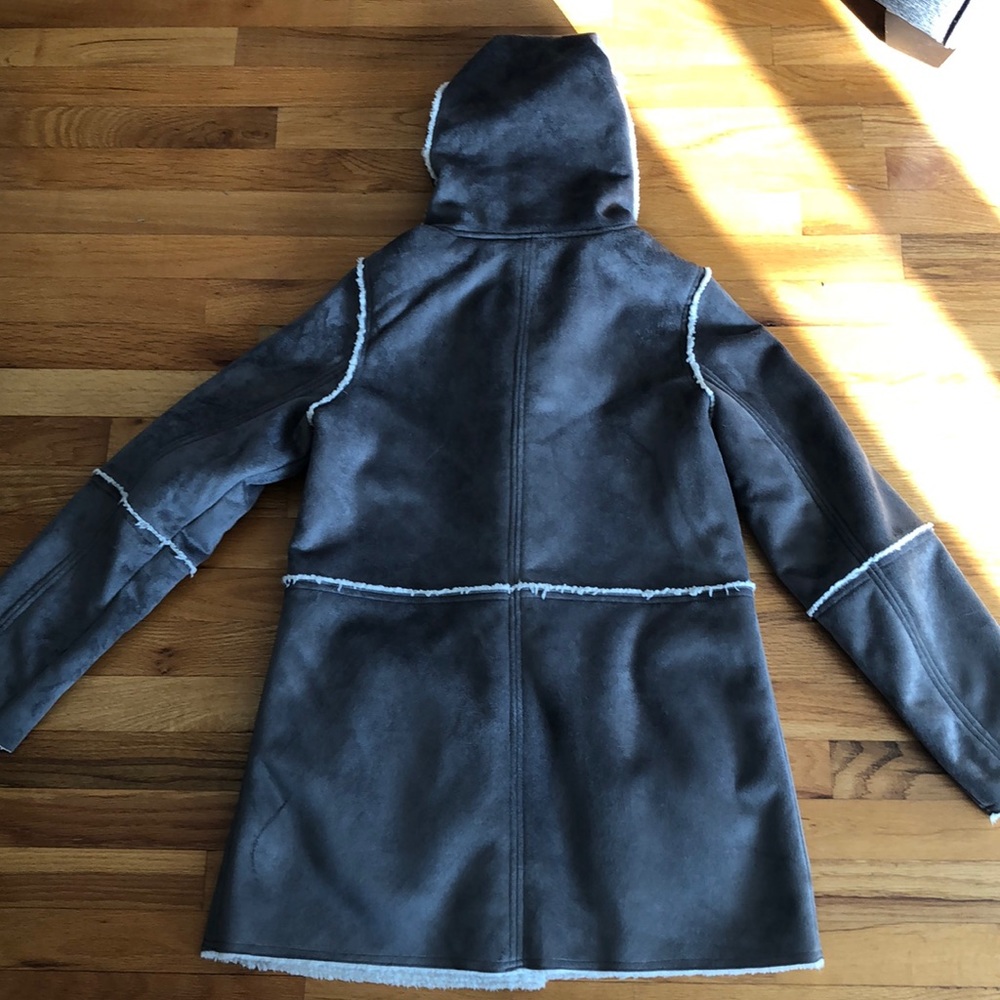 Beautiful Hatley Coat - Picture 3 of 8